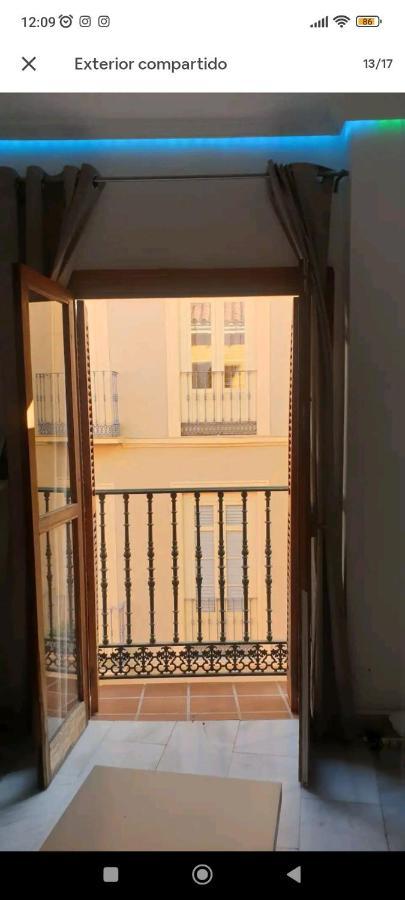 Habitacion Privada, Apartamento Centro Malaga Cerca De La Playa Extérieur photo